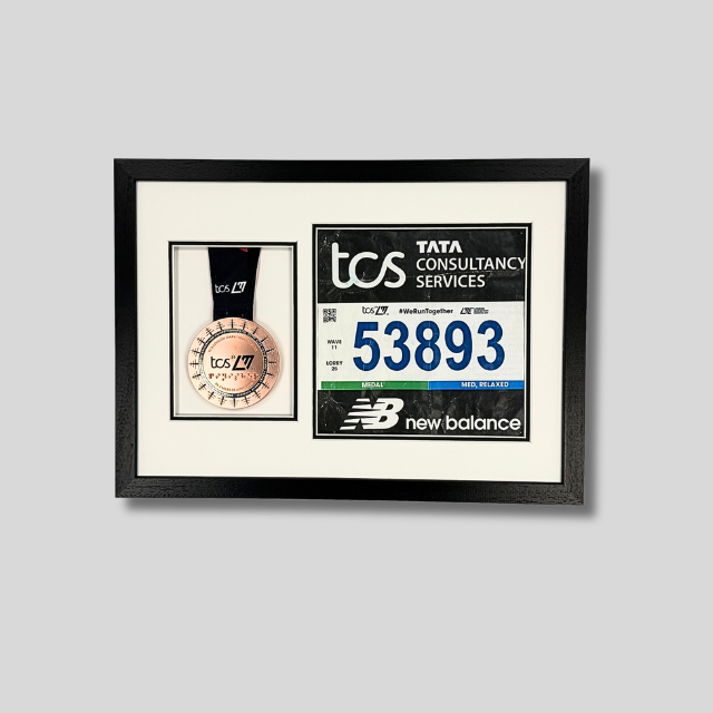 Marathon Medal display. Proudly display your Medal and 20x20cm Bib. Wooden Frame.