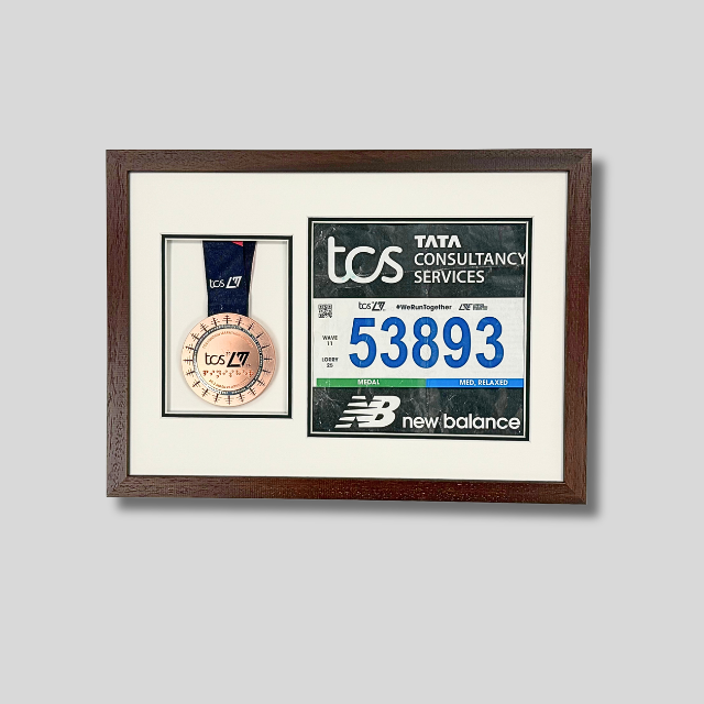 Marathon Medal display. Proudly display your Medal and 20x20cm Bib. Wooden Frame.