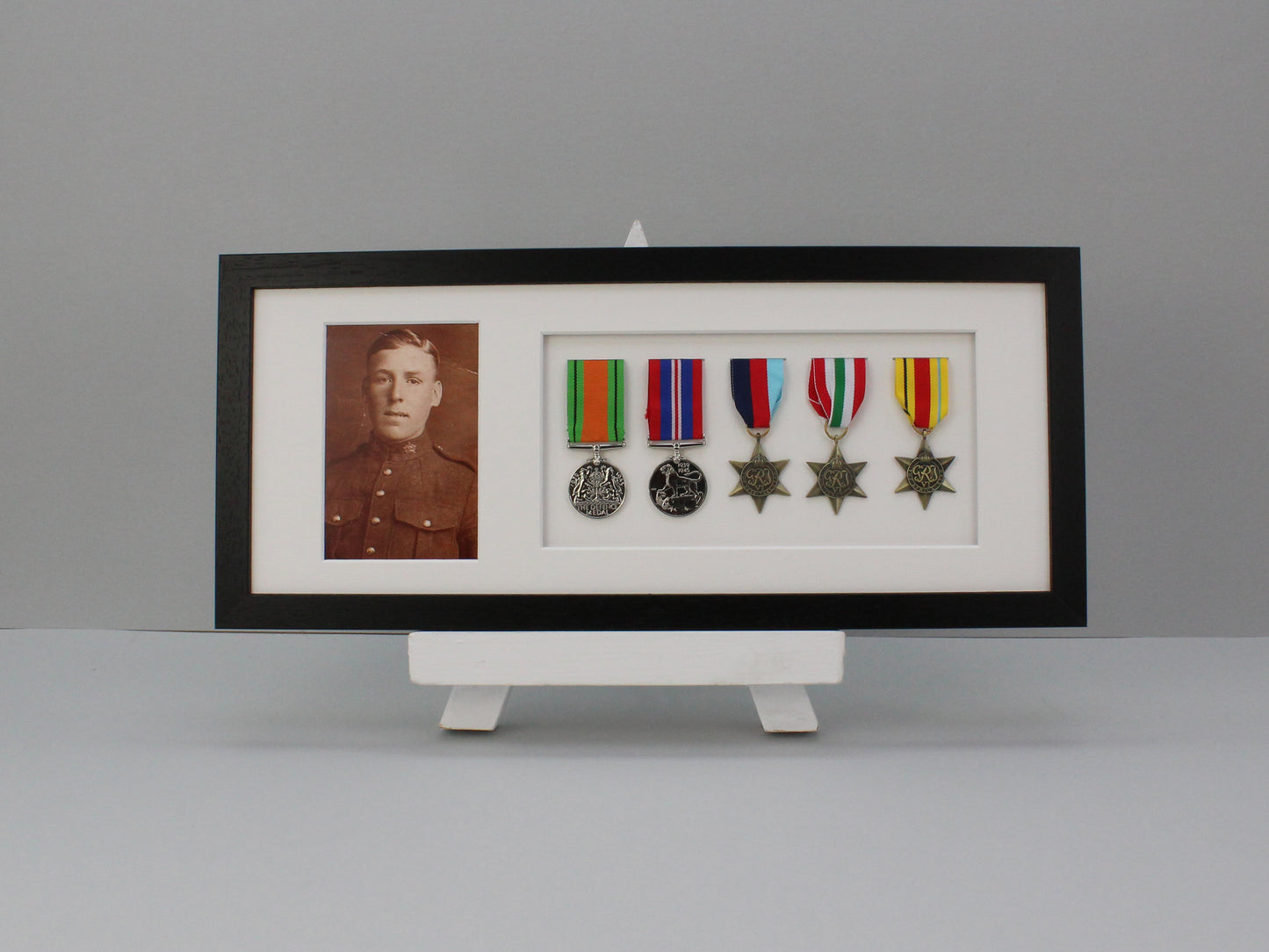 Military  Medal display Frame for Five Medals and one 6x4" Photo | WW1 | WW2 - PhotoFramesandMore - Wooden Picture Frames